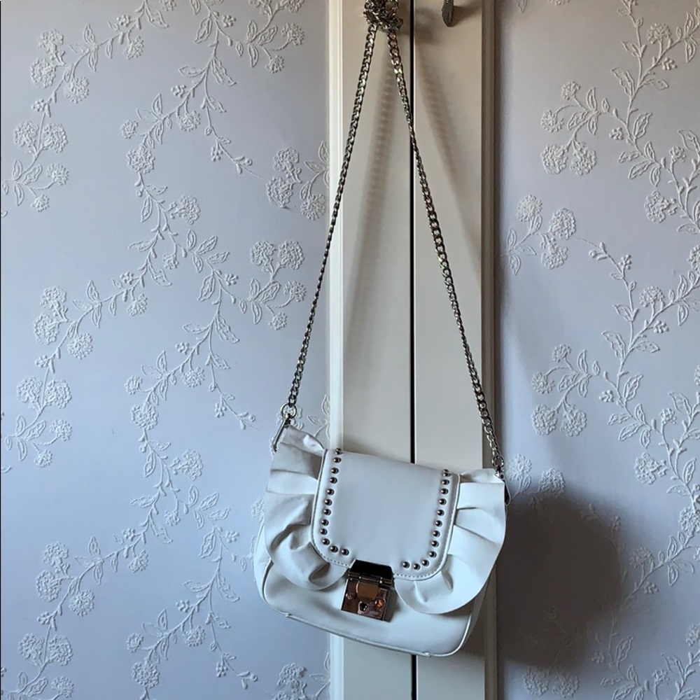 Studio 33 white crossbody bag